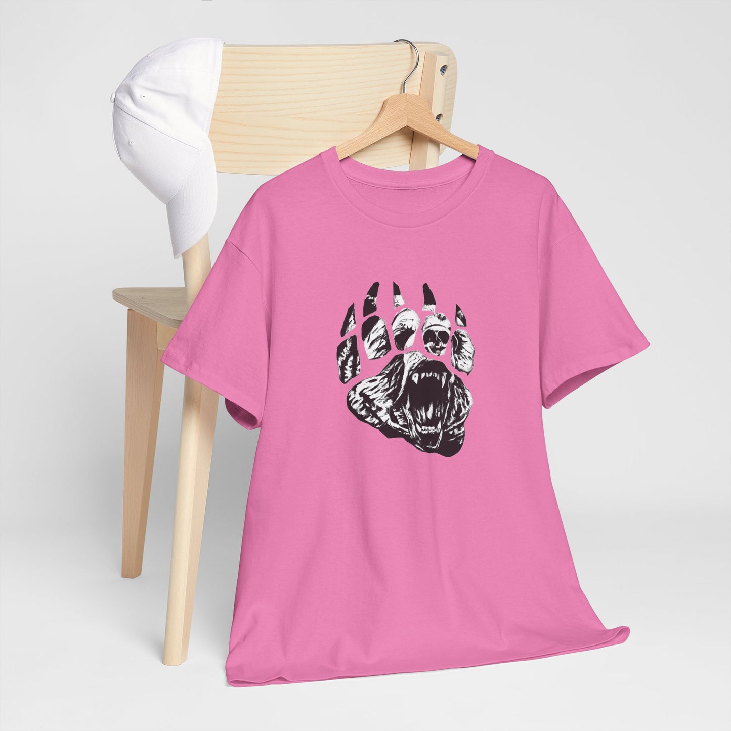 Bear face in bear paw Unisex Heavy Cotton Tee